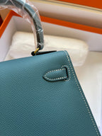 ケリー ミニ 20 バッグ（パイングリーンカーフスキン、ゴールド金具付き、オーダーメイド）