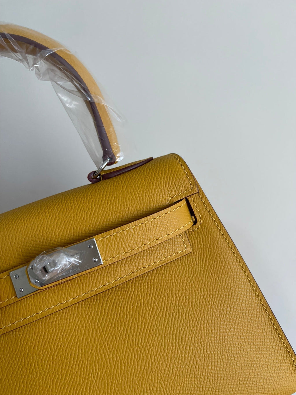 KELLY MINI 20 BAG IN DIJON YELLOW CALFSKIN WITH GOLD HARDWARE (MADE-TO-ODER)