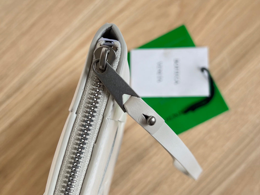 ラージカセットポーチ 35インチ ホワイトカーフスキン