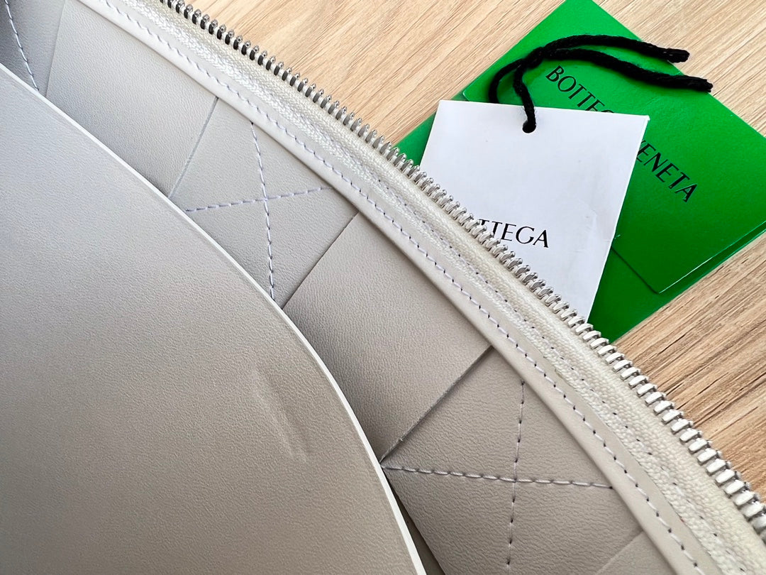 ラージカセットポーチ 35インチ ホワイトカーフスキン