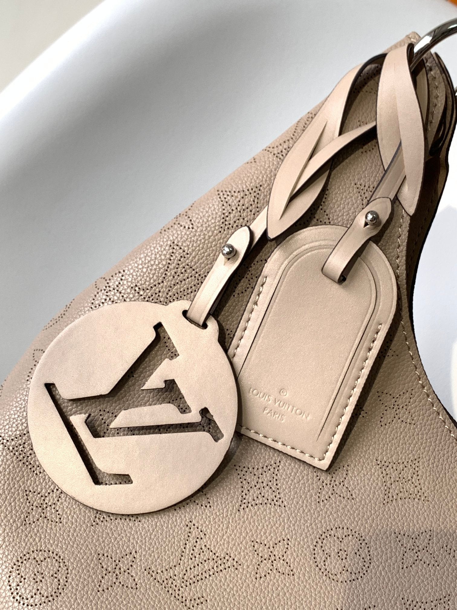 カーメル ホーボー 40 ベージュ マヒナ