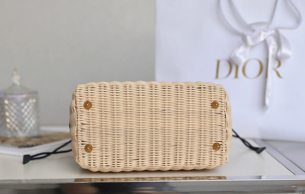 LADY 24 BASKET BAG IN BLACK OBLIQUE JACQUARD MIX BEIGE WICKER