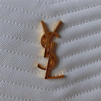 LOU ミニカメラバッグ 19インチ ホワイト キャビアパターン カーフスキン ゴールド金具