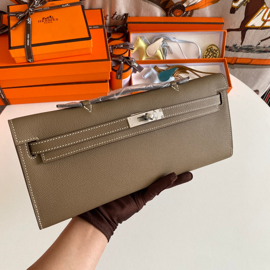 ケリーカット 31 モカブラウンカーフスキン、シルバー金具