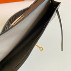 KELLY CUT 31 IN WOOD BROWN CALFSKIN WITH GOLD HARDWARE