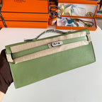 KELLY CUT 31 IN APPLE GREEN CALFSKIN WITH SILVER HARDWARE
