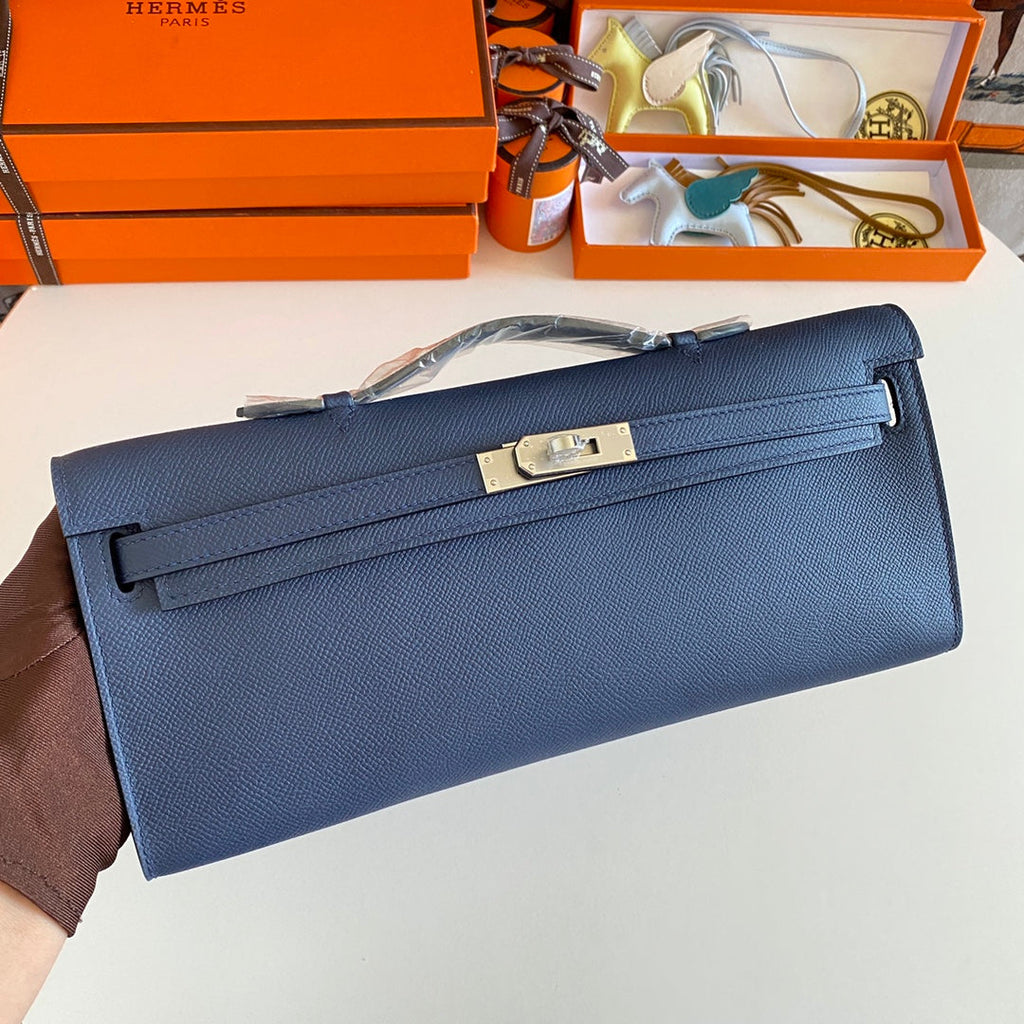 KELLY CUT 31 IN CLASSIC BLUE CALFSKIN WITH SILVER HARDWARE