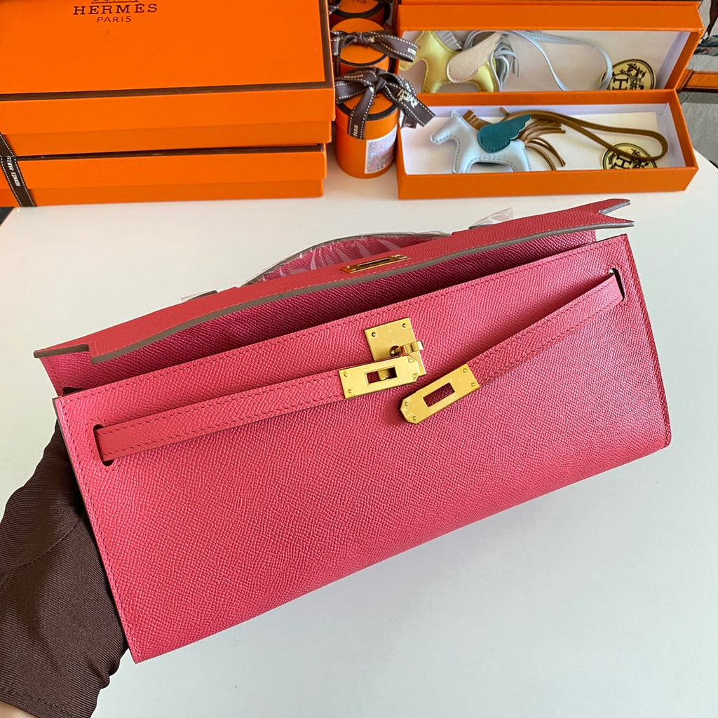 KELLY CUT 31 IN WATERMELON PINK CALFSKIN WITH GOLD HARDWARE