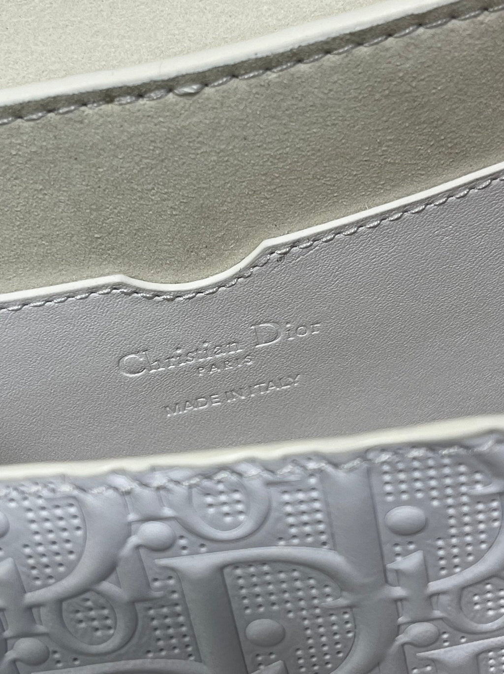 ボビー イーストウエスト 21 バッグ（ホワイトラムスキン）