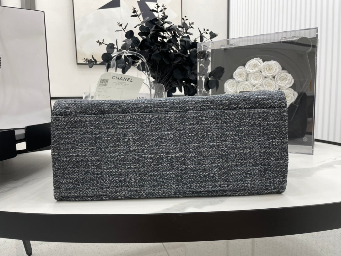 CC DEAUVILLE ラージ 38 トートバッグ（ブラックキャンバス、ゴールド金具）