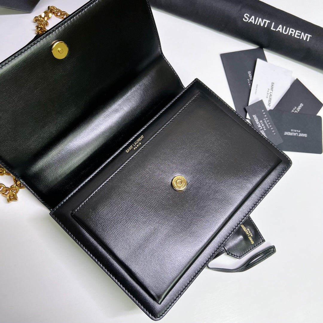 サンセット ミディアム 22インチ ブラック カーフスキン ゴールドハードウェア