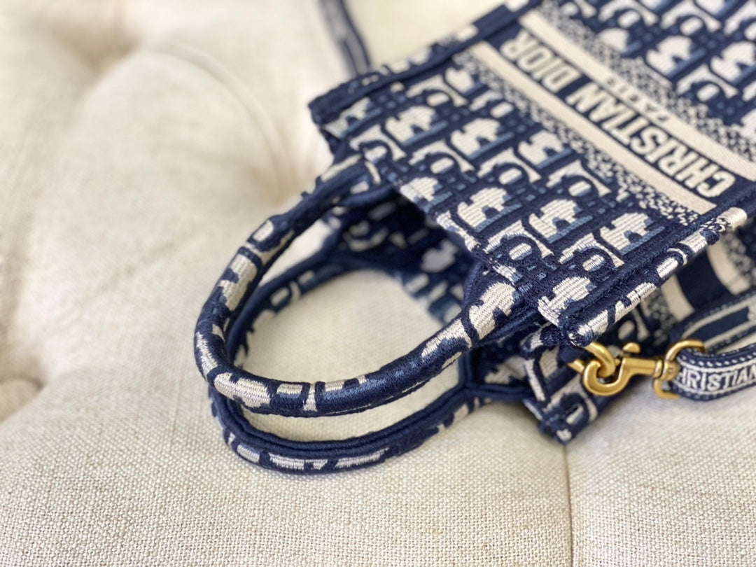 レディ 18 バッグ（ブルー オブリーク ジャカード）