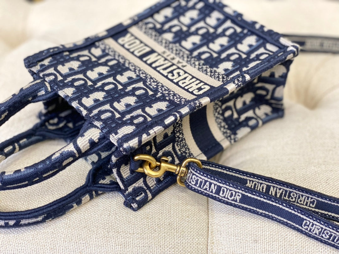 レディ 18 バッグ（ブルー オブリーク ジャカード）