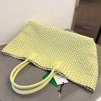 ラージ キャバット 51 パステルイエローのラムスキン