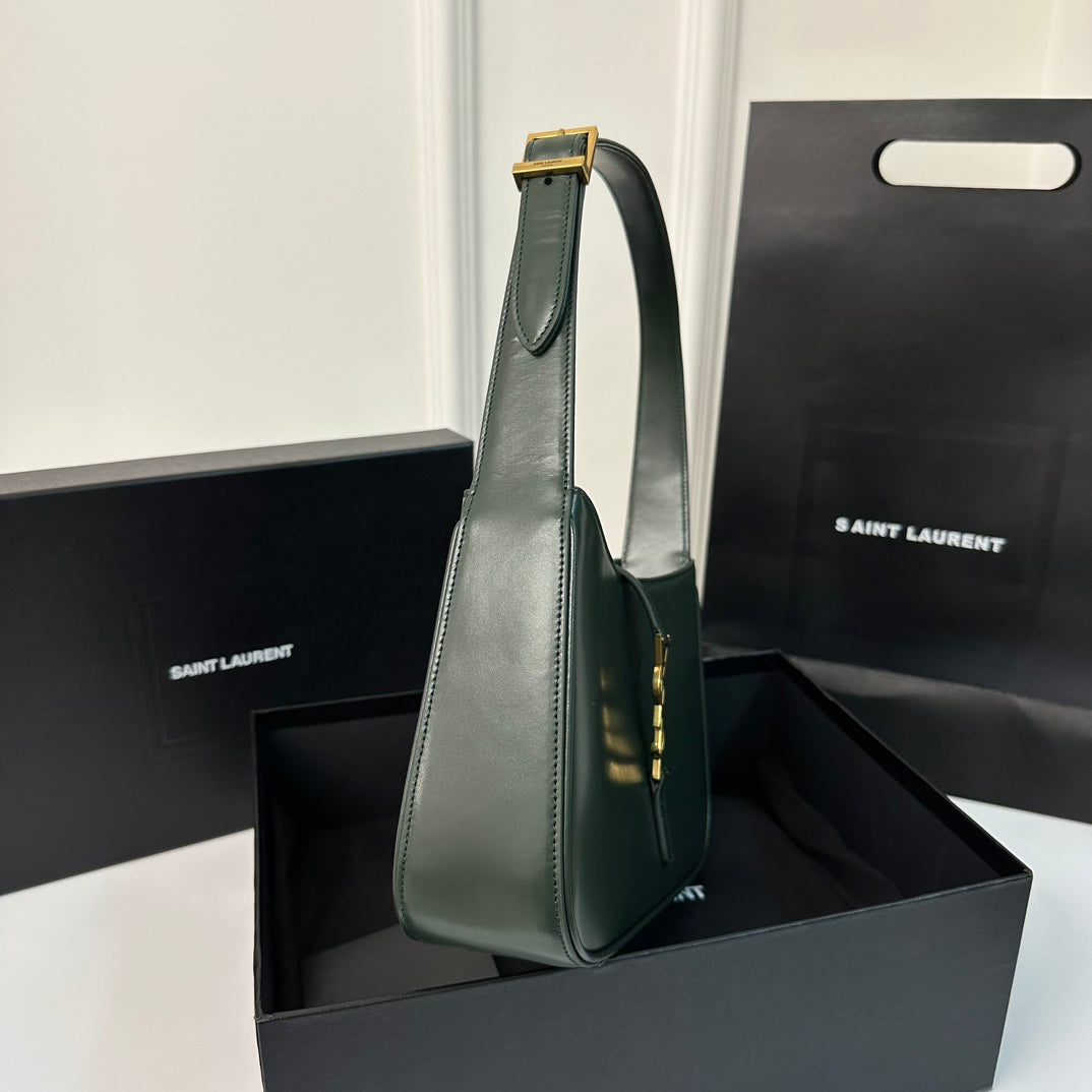 LE 5 À 7 バッグ 24 ダークグリーン カーフスキン