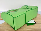 ARCO TOTE 36 IN MANTIS GREEN CALFSKIN