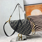 CDサドルバッグストラップ ストラップ付き 25.5cm ブルー オービック刺繍