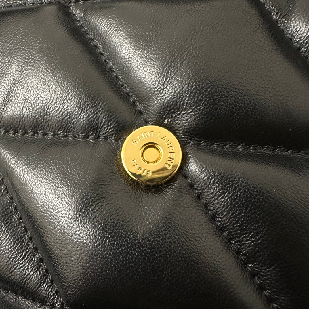 LE 5 À 7 ハンドバッグ 24 ブラック ラムスキン