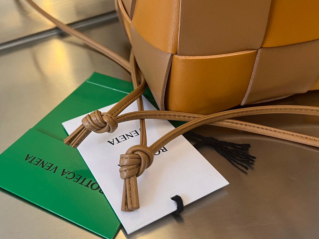 スモールカセットバケット 18インチ ブラウンミックスオレンジカーフスキン