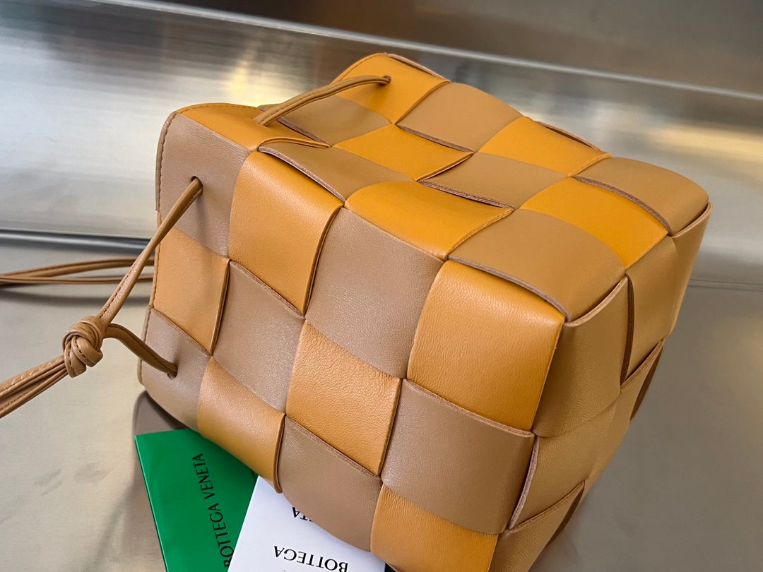 スモールカセットバケット 18インチ ブラウンミックスオレンジカーフスキン