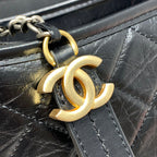 ホーボーバッグ 25 ストラップ付き ブラックカーフスキン ゴールド＆シルバー金具