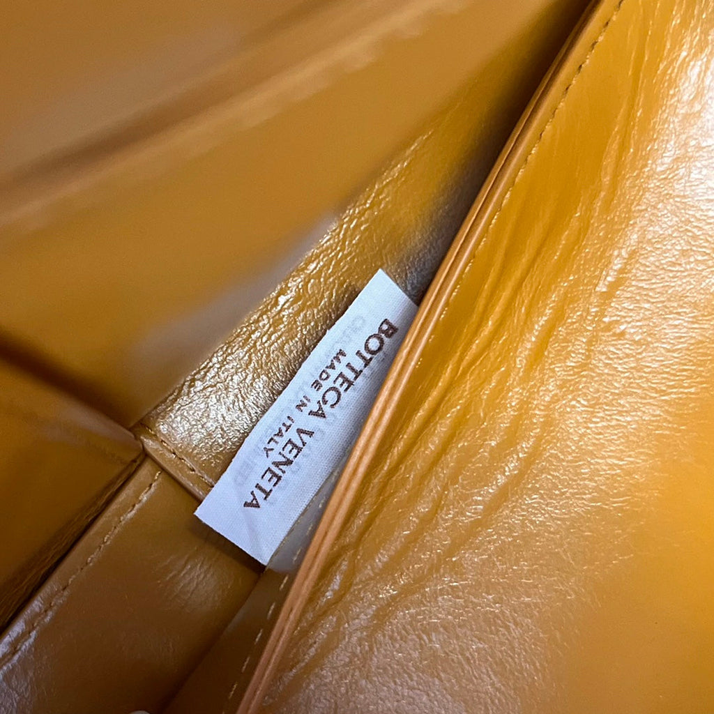 SMALL ARCO TOTE 30 IN PIZAZZ ORANGE SOFT LAMBSKIN