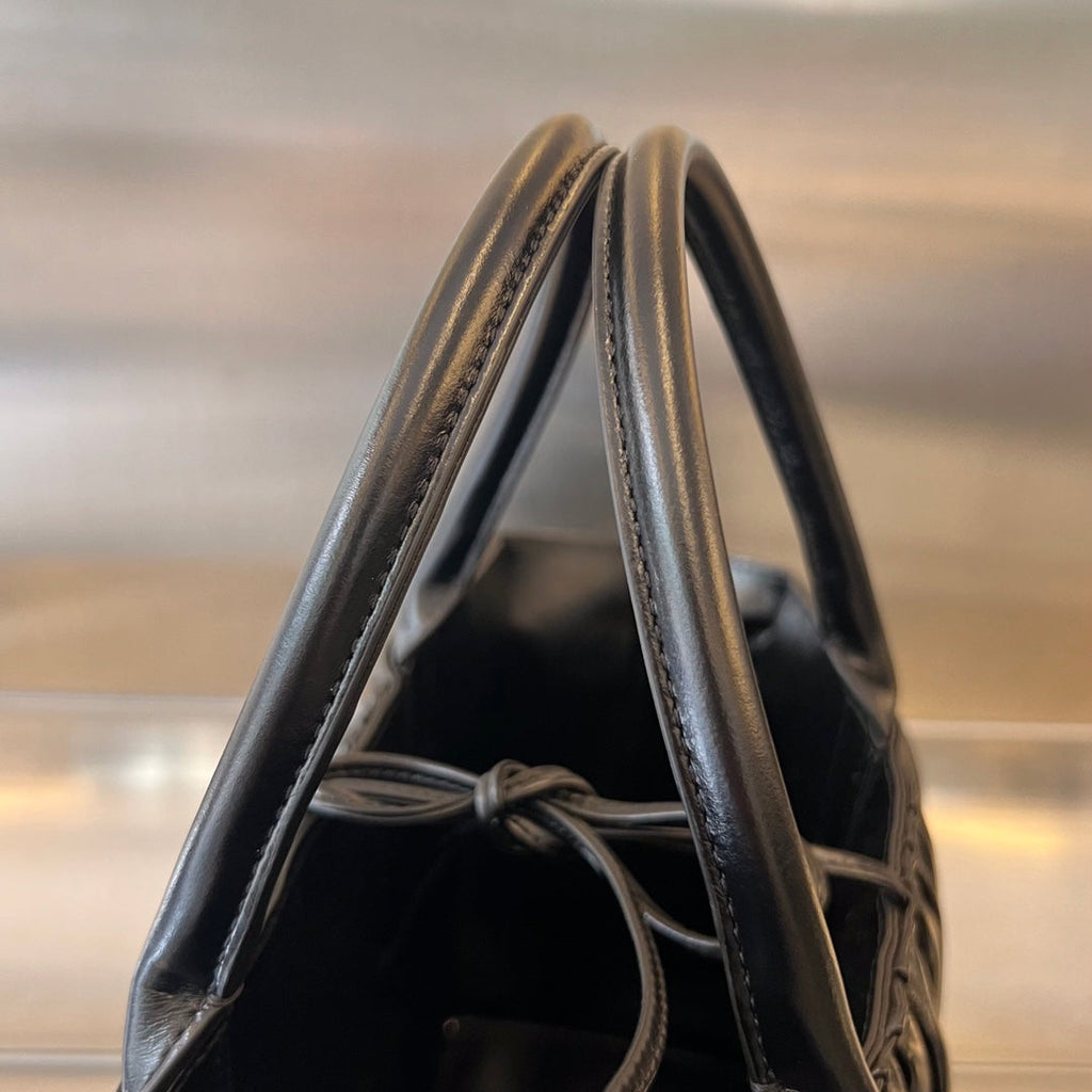 スモール アルコ トート 30 ブラック ソフトラムスキン