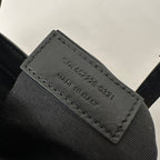 LE 5 À 7 ハンドバッグ 24インチ スネークパターン ブラック カーフスキン