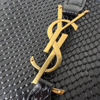 LE 5 À 7 ハンドバッグ 24インチ スネークパターン ブラック カーフスキン