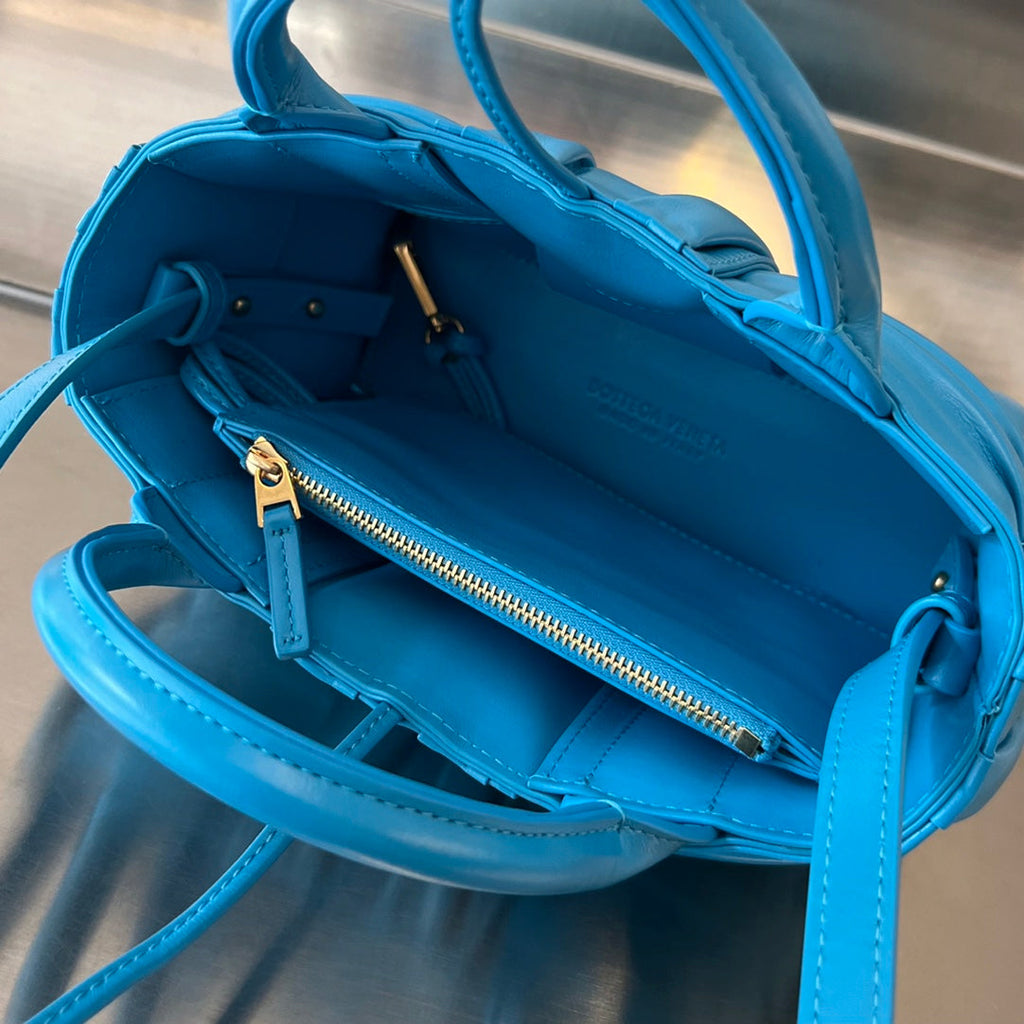 CANDY ARCO TOTE 20 IN CERULEAN BLUE SOFT LAMBSKIN