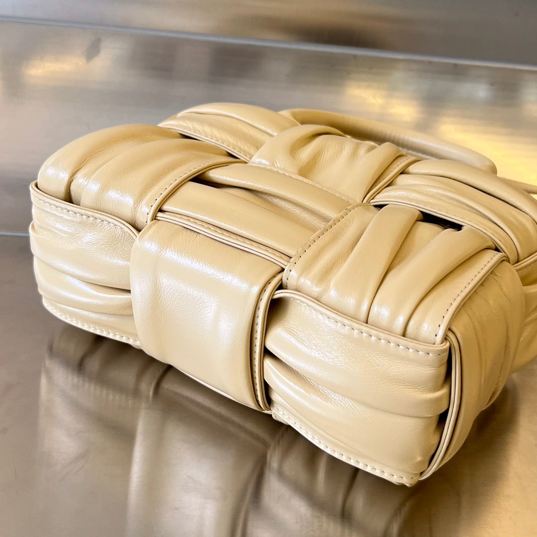 キャンディ アルコ トートバッグ 20 ベージュ ソフトラムスキン