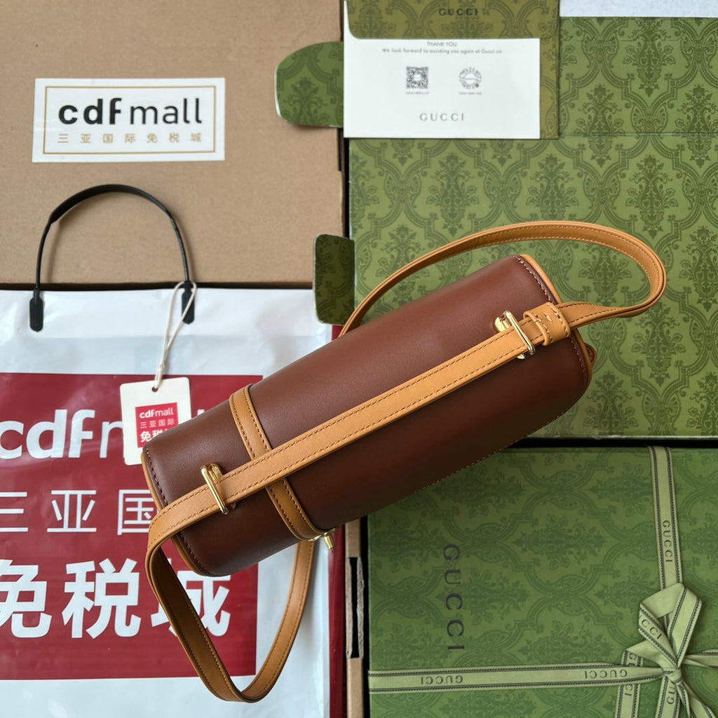 乗馬スタイル ショルダーバッグ 21インチ ブラウンカーフスキン ゴールド金具