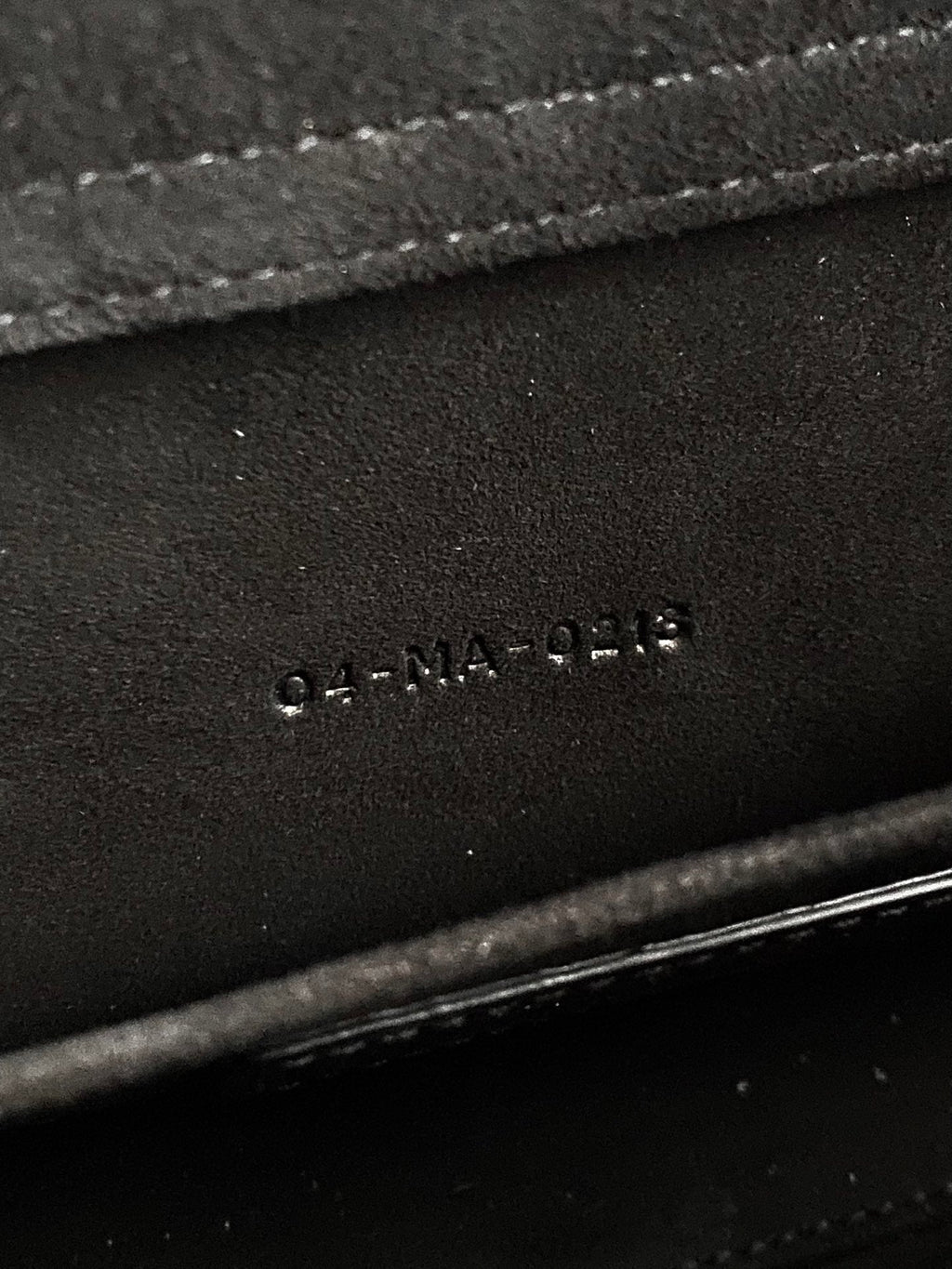 ミディアム D-JOY 26 バッグ（ブラック/ホワイトカーフスキン）