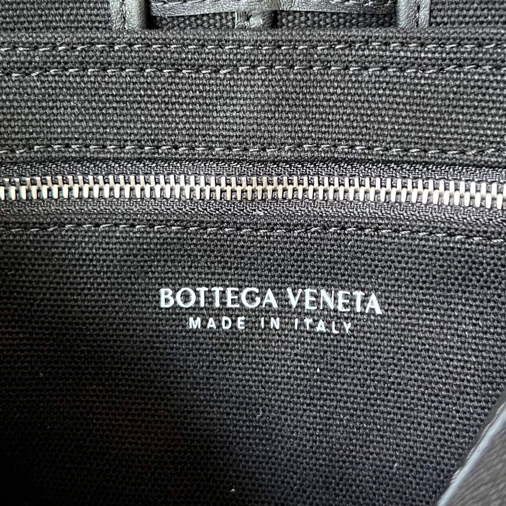 SMALL CASSETTE 23 IN BLACK CANVAS AND CALFSKIN TRIM