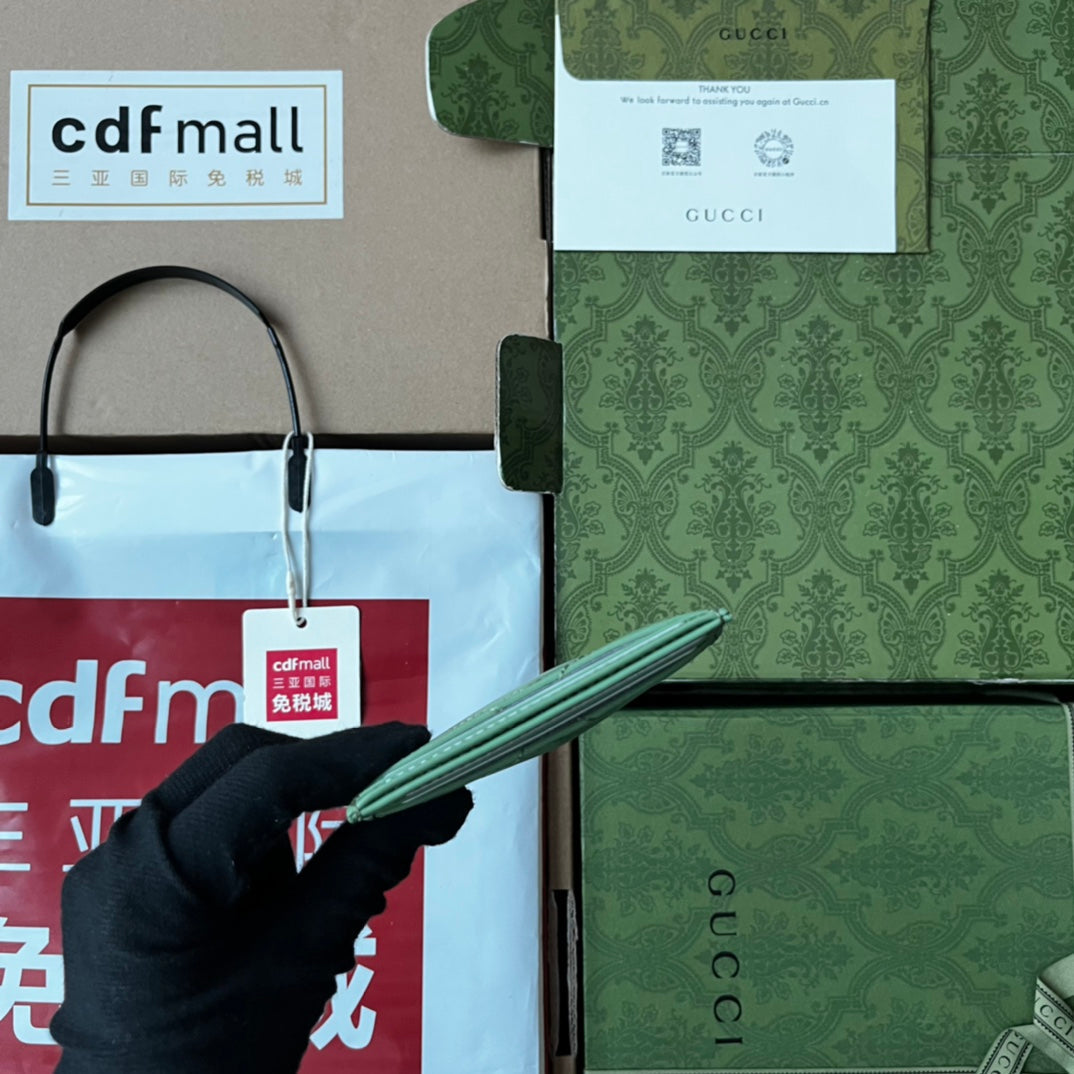 マーモント キルティングカードケース 10枚セット ライトグリーン ラムスキン