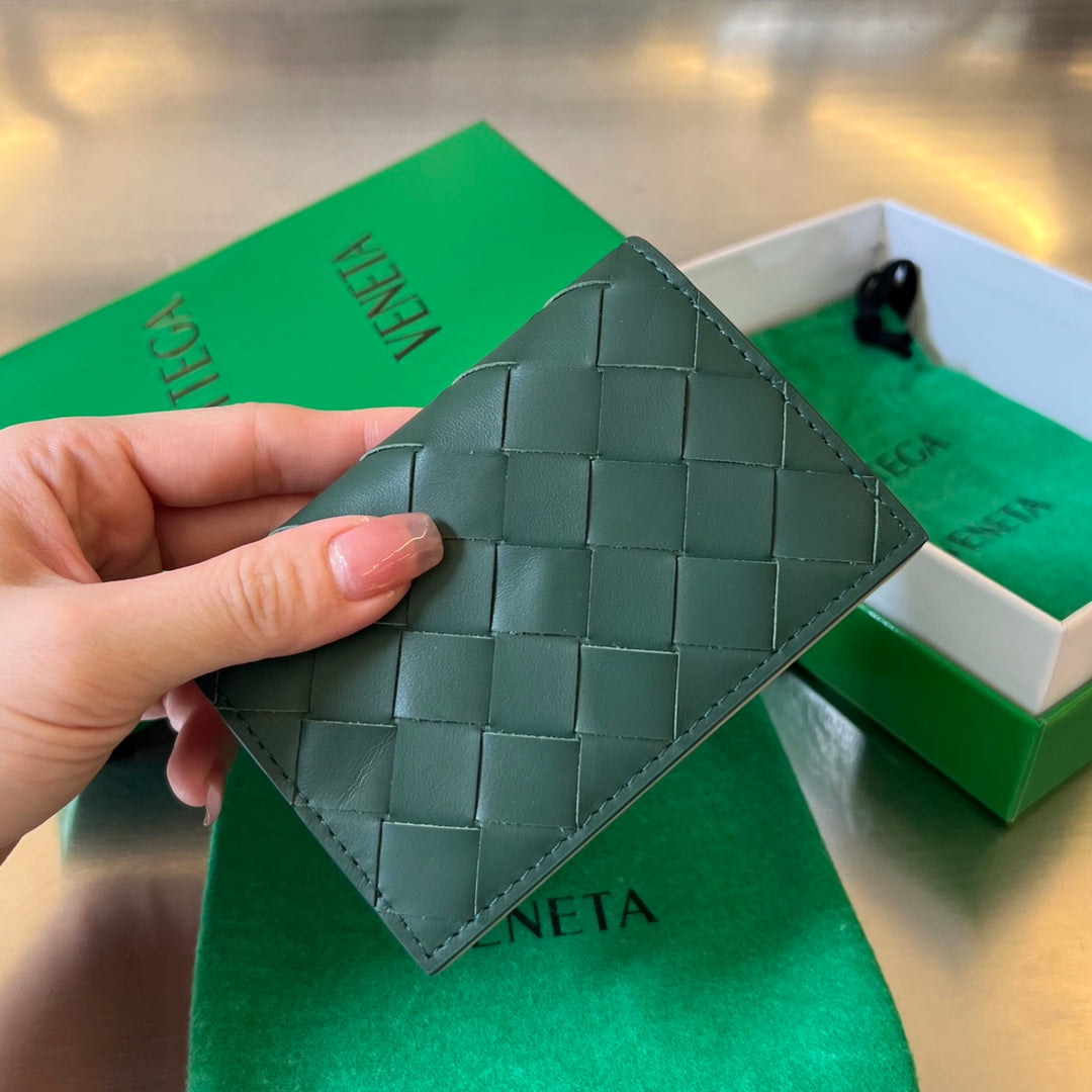 イントレチャート ビジネス 11 エメラルドグリーン カーフスキン カードケース