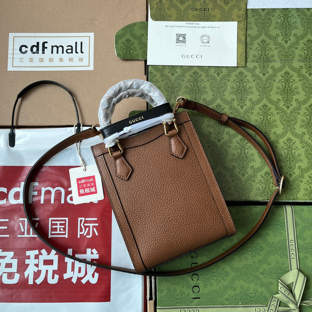 ダイアナ トートバッグ 19 ブラウン ラムスキン バンブーハンドル