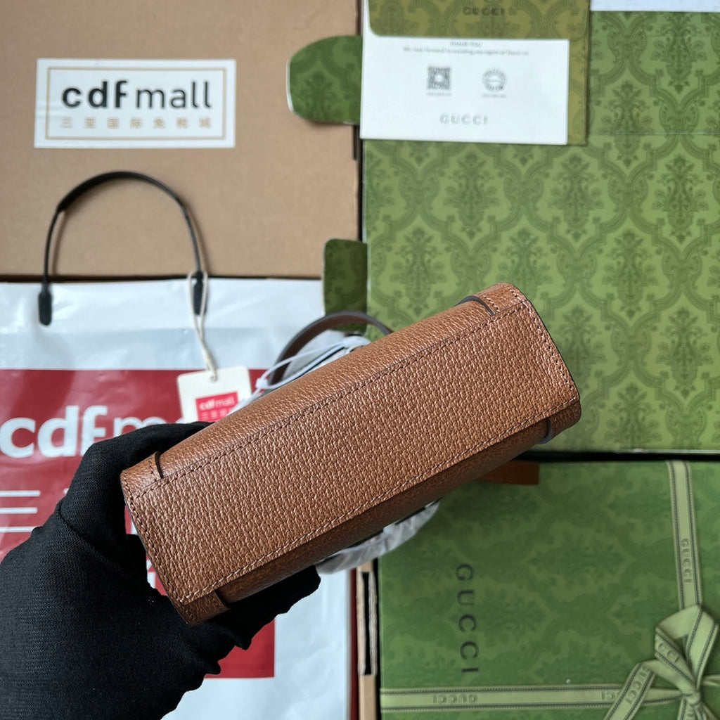 ダイアナ トートバッグ 19 ブラウン ラムスキン バンブーハンドル