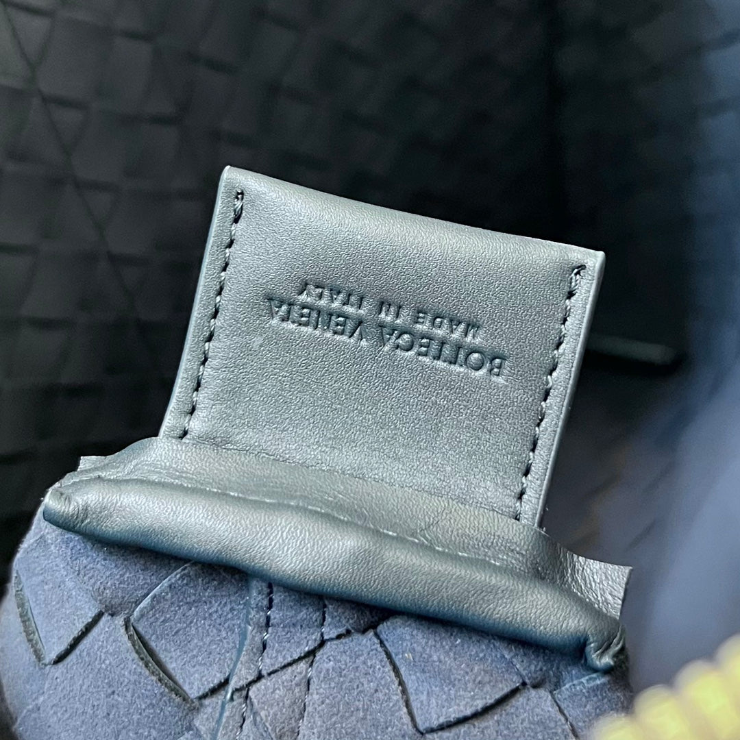 スリム イントレチャート ブリーフケース 36 スレートカーフスキン