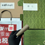 モスグリーンエンボスカーフスキンウォレット11