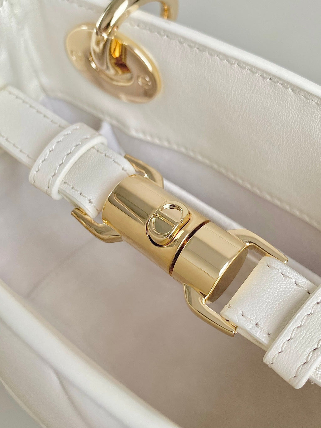 ミニ レディ 19 ホワイト ラムスキン