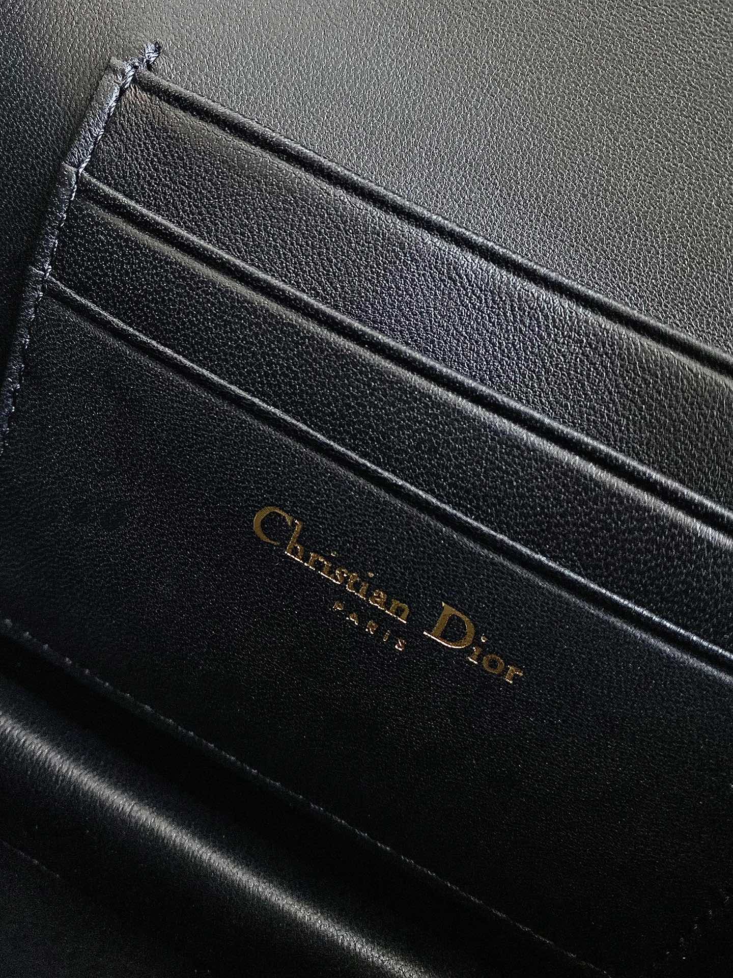 ミニチェーンバッグ 17 ブラックカーフスキン