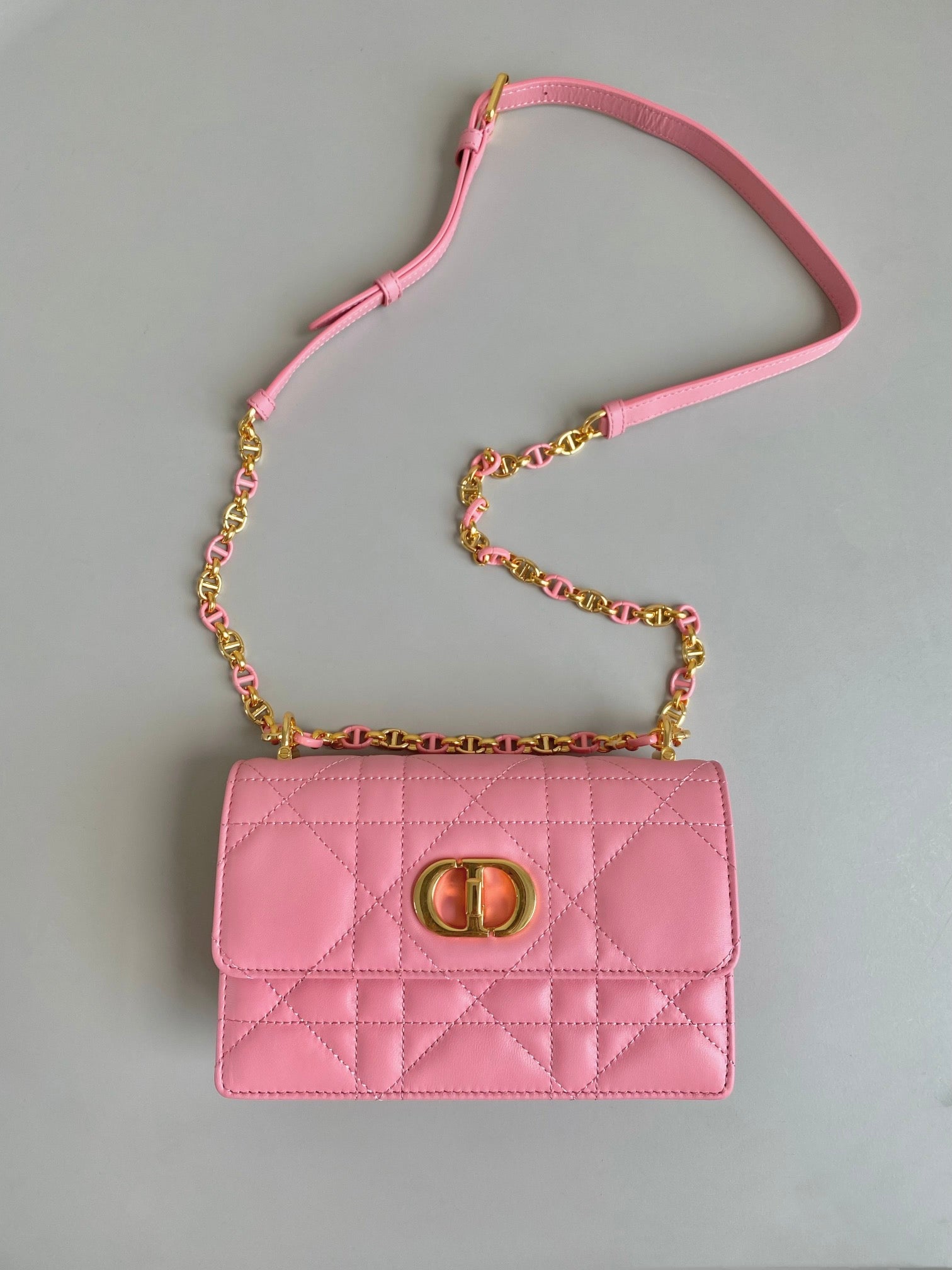 MINI CHAIN BAG 17 IN LIGHT PINK CALFSKIN