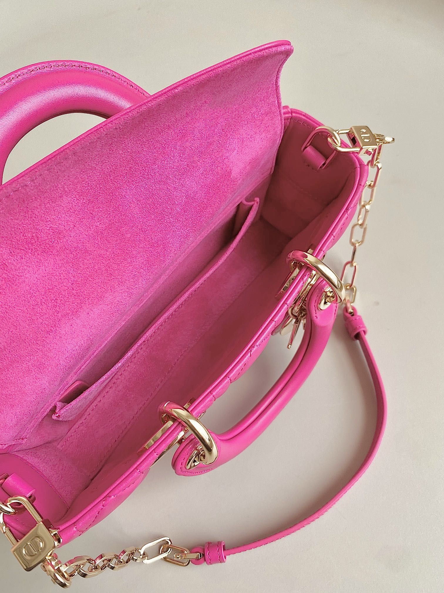 D-JOY BAG 22 IN HOT PINK LAMBSKIN