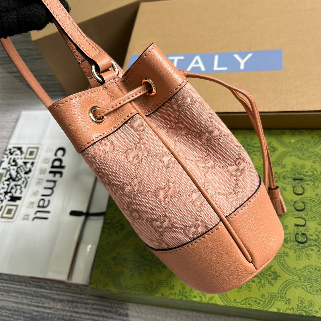 GG オフィディア ミニ 19 バケット ライトピンク キャンバス＆カーフスキン