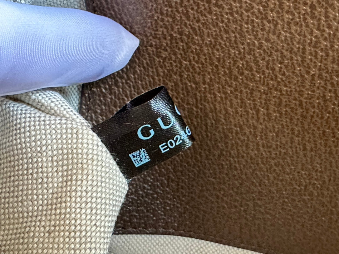 GGオフィディア スモール 24 ベージュキャンバス＆ブラウンカーフスキン