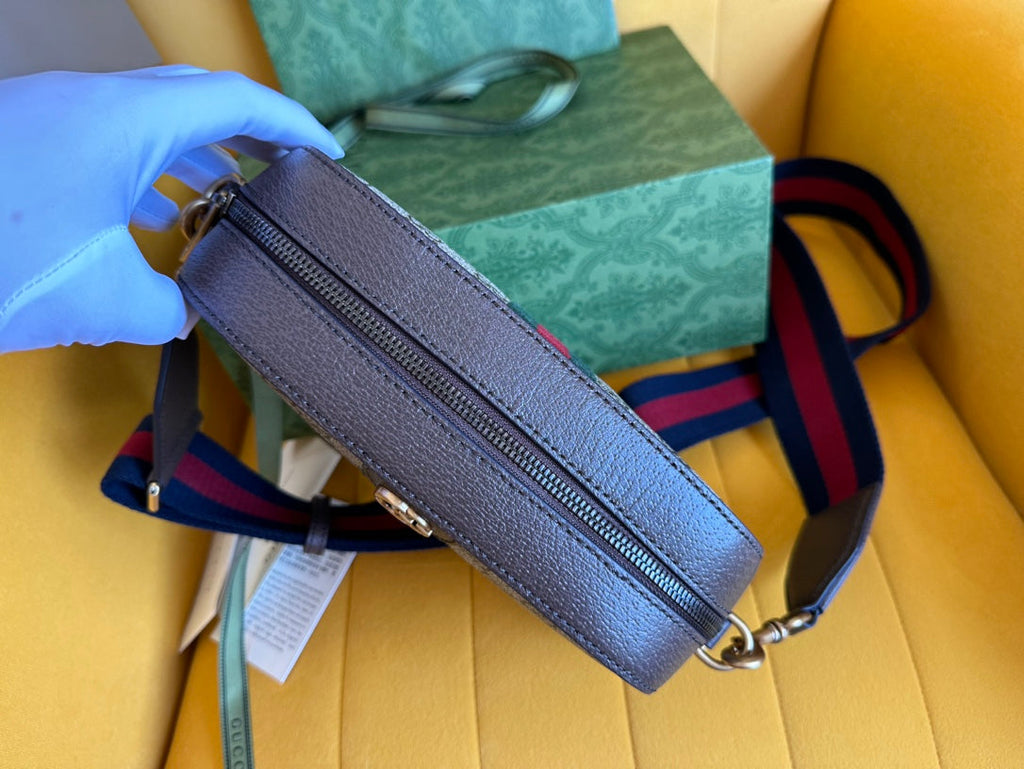 GGオフィディア スモール 24 ベージュキャンバス＆ブラウンカーフスキン