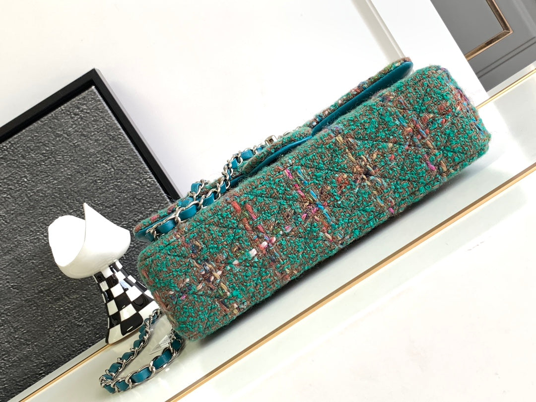 CC ミディアム 25 クラシックバッグ（グリーンフォレストウールツイード）