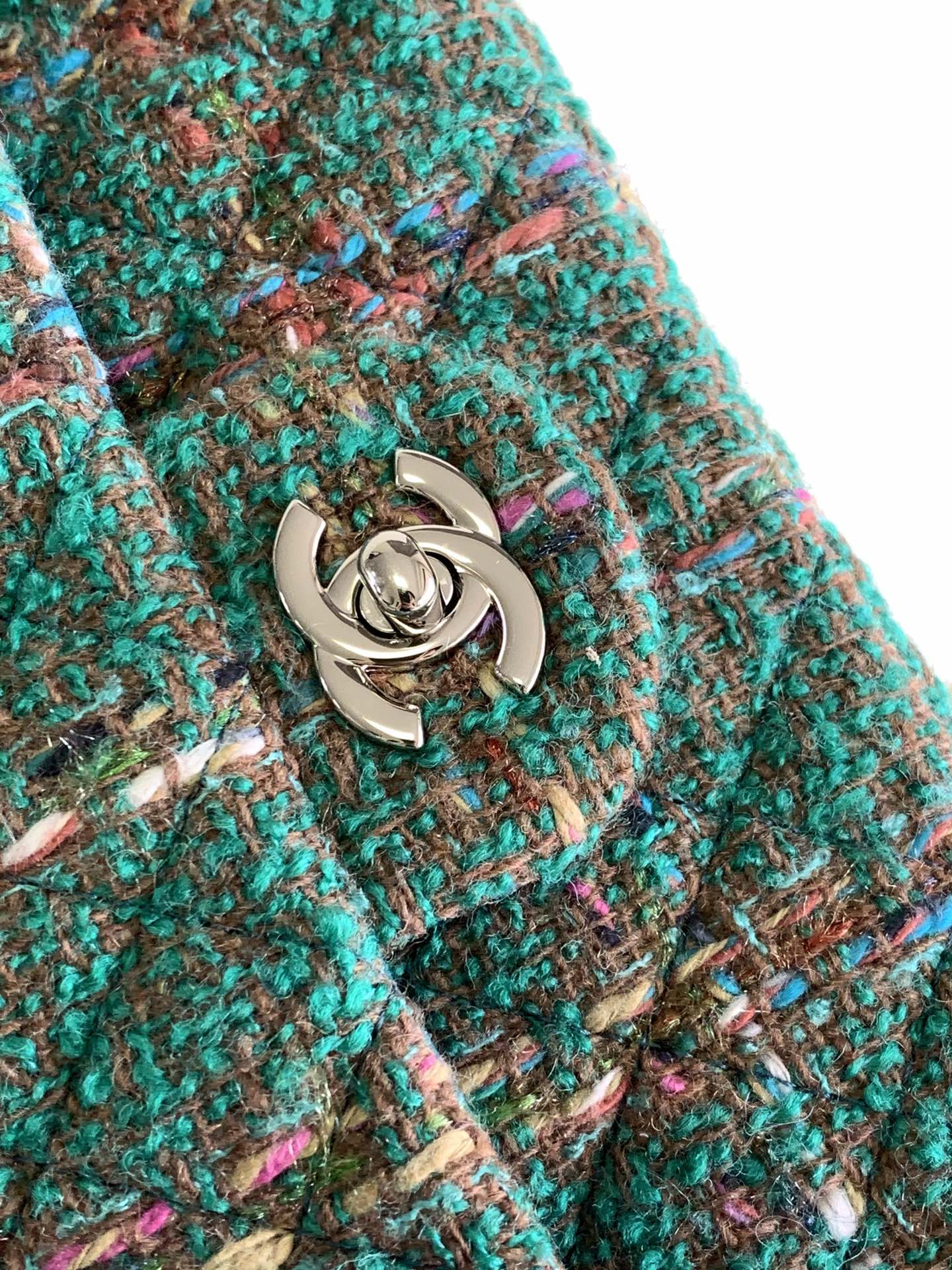 CC ミディアム 25 クラシックバッグ（グリーンフォレストウールツイード）