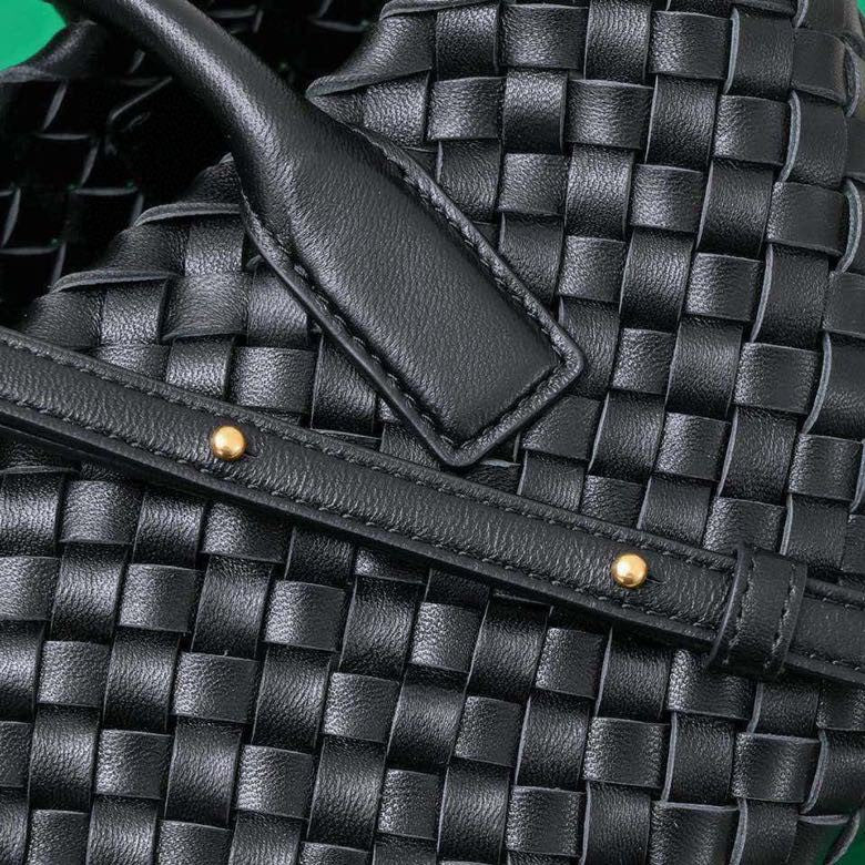 ミニキャバット 20cm ブラックラムスキン Ghw 